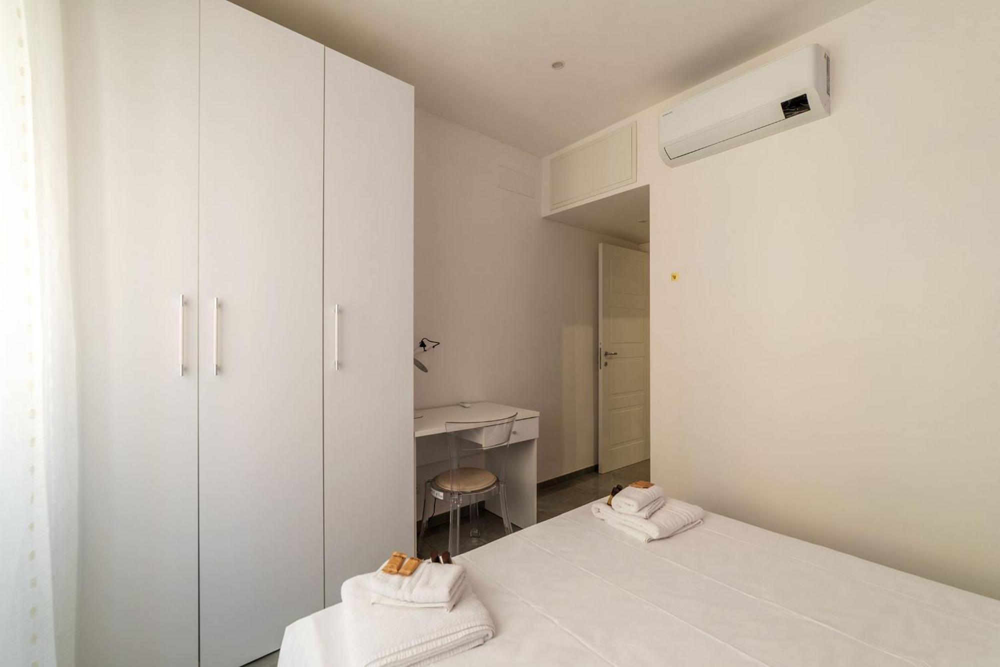 דירות רומא Joivy Delightful 3-Bed Flat With Balcony מראה חיצוני תמונה